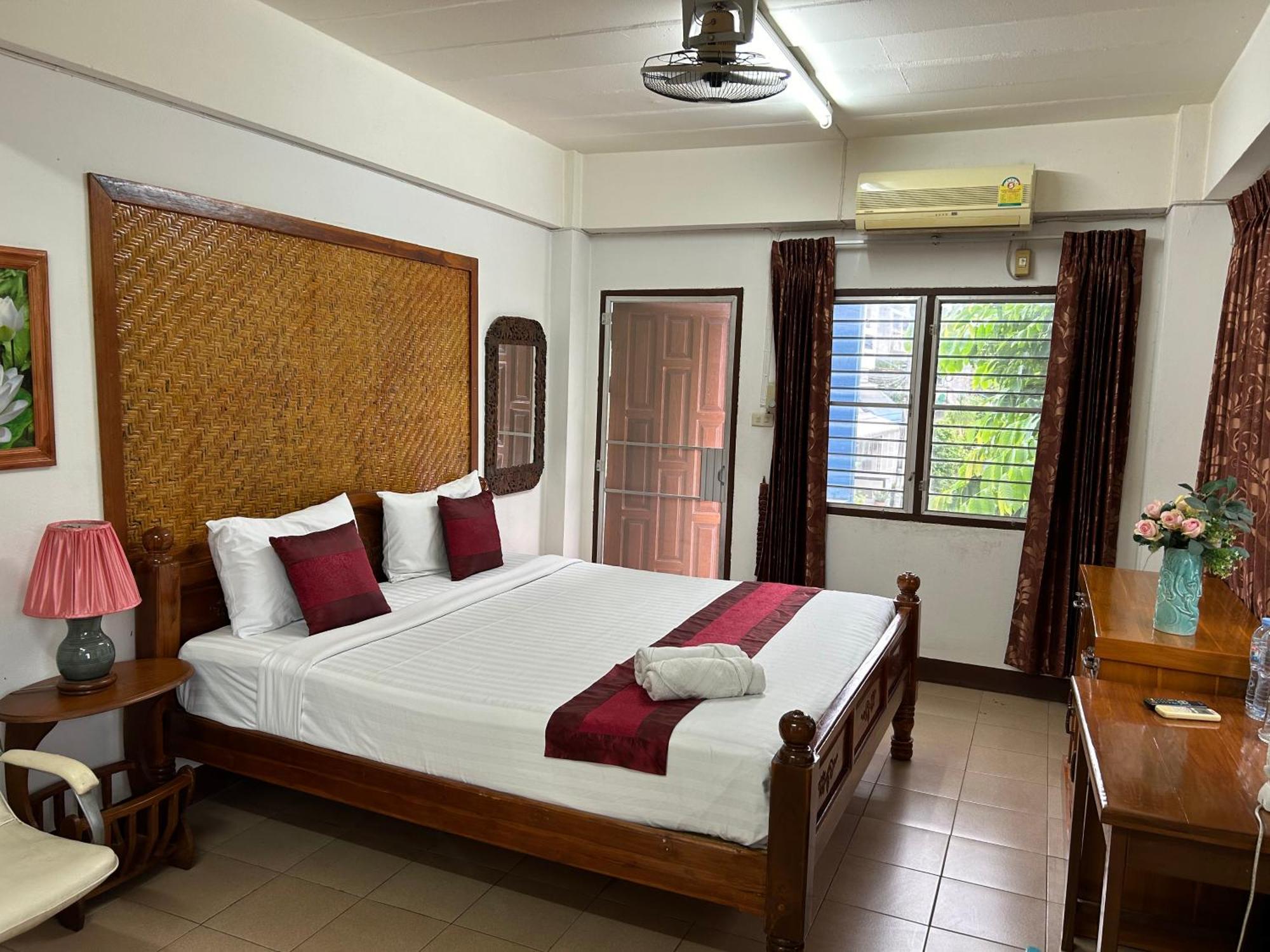 Saithong House Hostel Chiang Mai Exterior photo